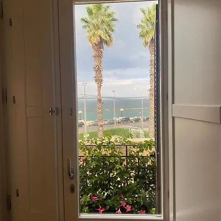 Cconforthotels Domus Venezia Apartament Bari