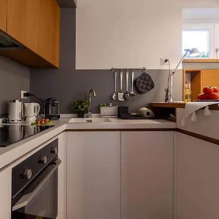 Cconforthotels Domus Venezia Бари